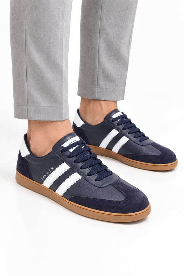 Rimini Hakiki Deri Erkek Sneaker Ayakkabı Kauçuk Tabanlı Dana Astarlı — Lacivert mankende